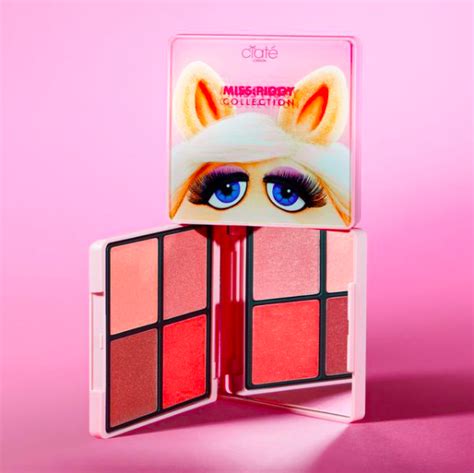 A Miss Piggy Makeup Collection? Yes, please! - Disney Fashion Blog