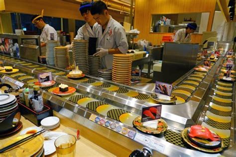 As “Sushi Terrorism” Grips Japan, Some Say Ditch the Conveyor – About That Life in JAPAN