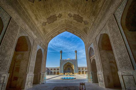 History of Mosques in Iran | Article for travellers - Odyssey Traveller