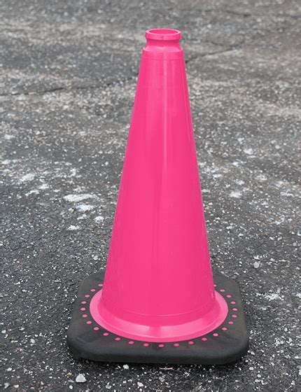 18 inch Traffic Cones | TrafficCones.com