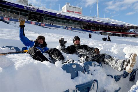 Buffalo Bills ask volunteers to shovel Highmark Stadium again: All the ...