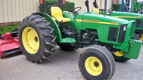 John Deere 5605: Specs, Engine, Transmission, Dimensions