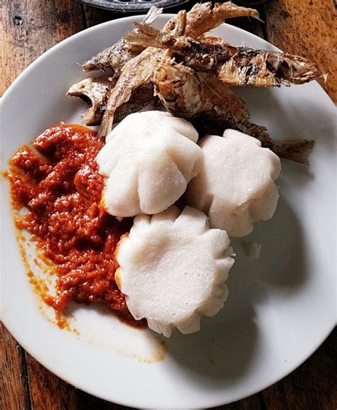 chefspencil: Ablo (Togolese Steamed Rice Cake)