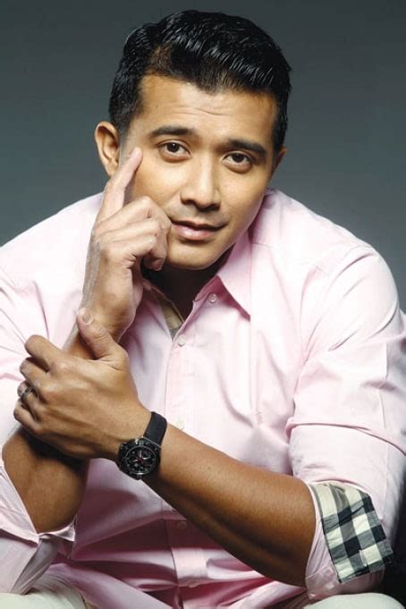 Picture of Aaron Aziz