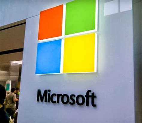 Microsoft Opens New Retail Store In Boston, Features New Logo - MSPoweruser