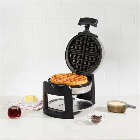 Electric Flip Belgian Waffle Maker – Homeportonline