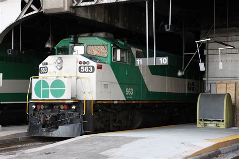 EMD F59PH locomotive number 563 | Go transit EMD F59PH locom… | Flickr