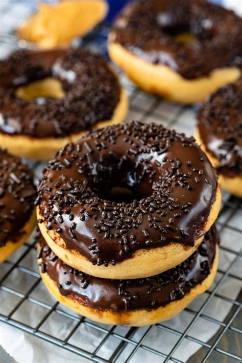 Peanut Butter Baked Donuts with Chocolate Glaze