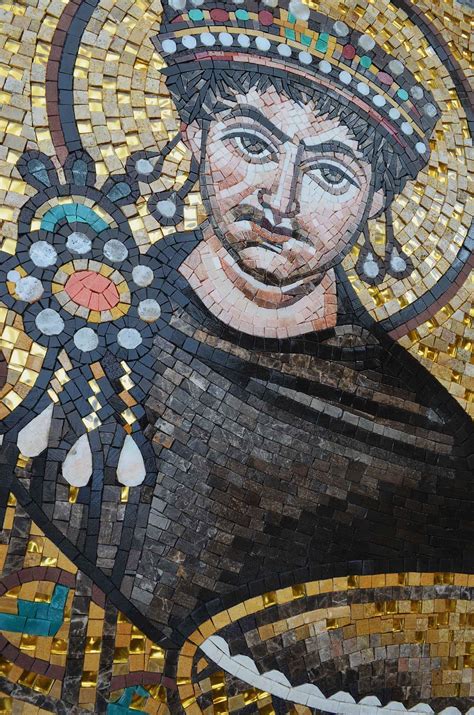 Justinian I - Mosaic Portrait | Religious | Mozaico