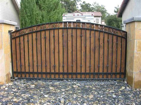 Wood Gates | Access Control Systems - Driveway Gates, Security Gates ...