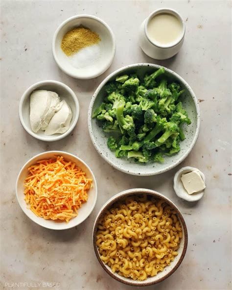 One Pan Vegan Broccoli Mac & Cheese - Plantifully Based