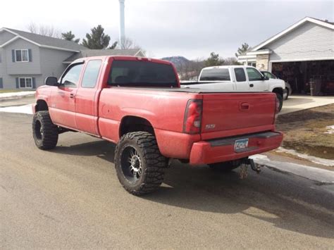 LIFTED CHEVY SILVERADO SS