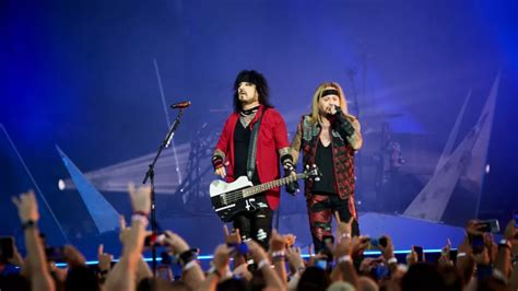 Mötley Crüe to perform exclusive New Year's Eve Concert | ROCK 102.1 KFMA