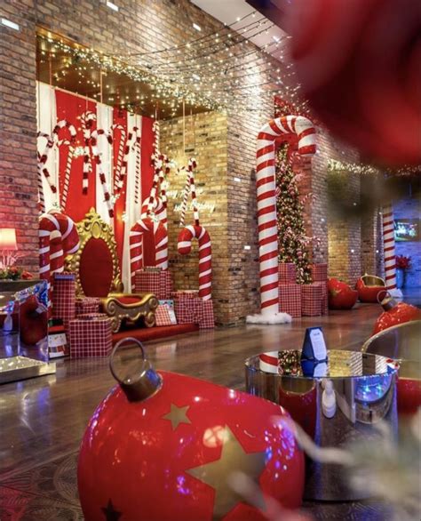 5 Pop-Up Christmas Bars in Chicago that You Have to Visit · D-RAVEL