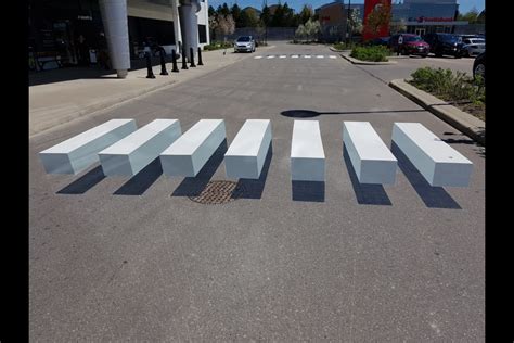 3D crosswalks unveiled at Medical Centre at The Boardwalk (2 photos ...