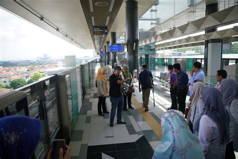 LOCAL AUTHORITIES VISIT MRT STATION FACILITIES - MRT Corp