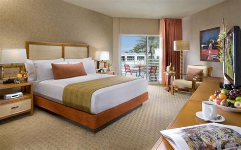 Tropicana Resort Rooms & Suites | Photos & Info | Las Vegas Hotels