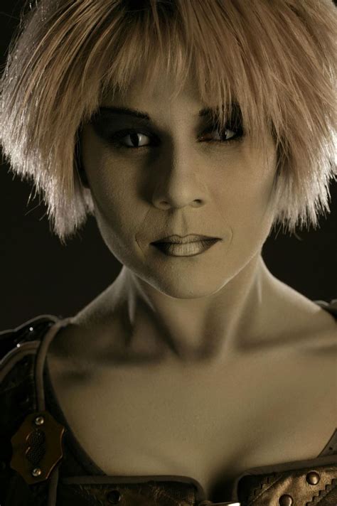 Farscape S1 Gigi Edgley as "Chiana" | Sci fi movies, Sci fi tv shows, Sci fi shows