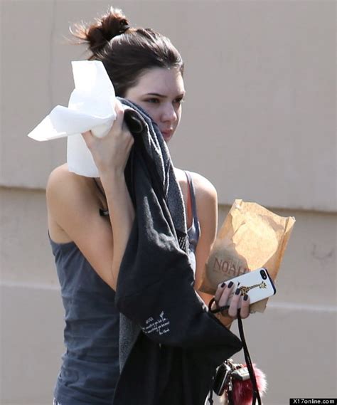 Kendall Jenner Without Makeup: Reality Star Steps Out With A Fresh Face ...