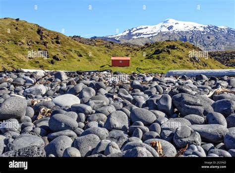 Interior of fishing shack hi-res stock photography and images - Alamy