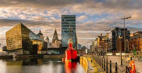 Liverpool City Centre Area Guide | Rooms4u