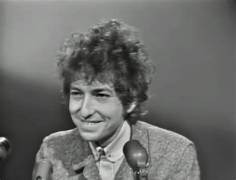 Listen to rare audio of a young Bob Dylan in concert | Bob dylan, Bob ...