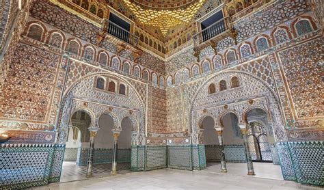 Pin by Gal Rosenman on עיצוב במה - פנטום ליידי | Alcazar seville, Seville, Barcelona cathedral