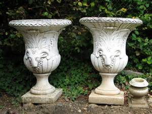 Ornamental planters © Evelyn Simak :: Geograph Britain and Ireland