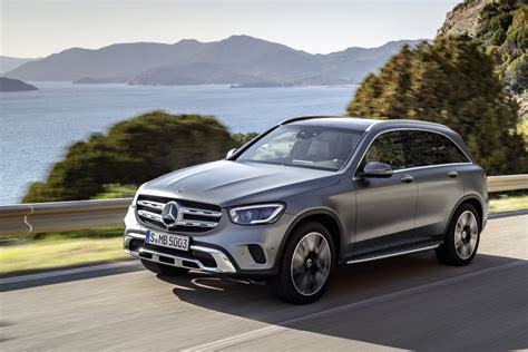 Mercedes-Benz GLC 2019: este SUV medio se actualiza, con interior digital y motores gasolina ...