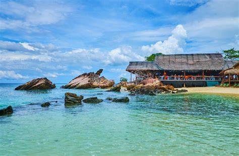 The Rocks of Khai Nai Island, Phuket, Thailand Stock Image - Image of environment, island: 148890829