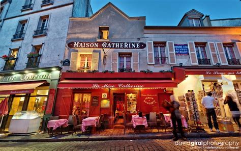 Travel-Exploring-Paris-Montmartre-Restaurant-La-Mere-Catherine