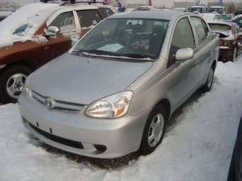 2005 Toyota Platz specs