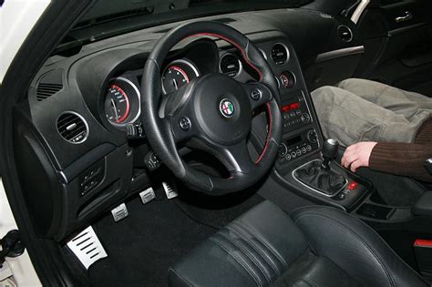 √ Alfa Romeo 159 Interior