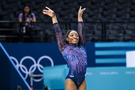 Team USA's Simone Biles Impresses in Qualifying Round Despite Injury ...