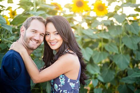 These Photos Of Limbless Nick Vujicic And His Family Will Inspire You