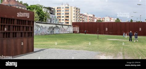 The Berlin Wall memorial - The Window of Remembrance and the graffiti ...