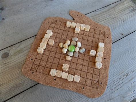 Hnefatafl viking board game by Glapsvidur on Etsy