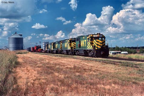 Fallen Flags, The Classic American Railroad