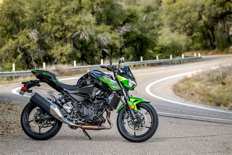 2019 Kawasaki Z400 first ride review - RevZilla