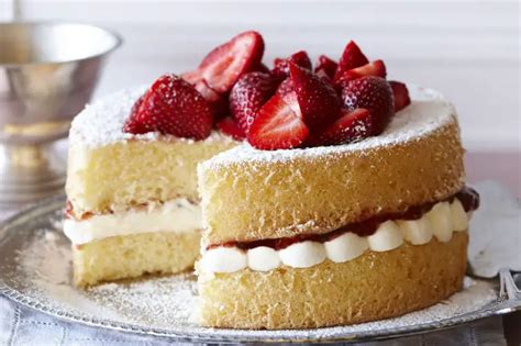 11 Delicious Varieties of Cake a Foodie Must Try - Bite me up