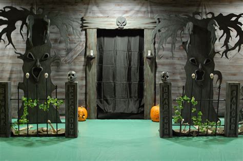 Haunted House Ideas – make your own haunted house – decorating ideas ...