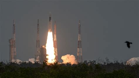 India admits its lunar lander crashed