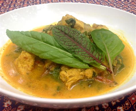 Khmer Chicken Curry with Sorrel Food Dishes, Main Dishes, Asian Recipes, Ethnic Recipes, Food ...