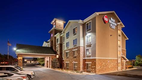 12 Best Hotels in Aurora, Colorado