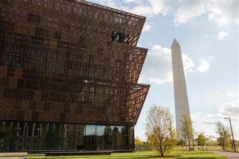 Review: The Smithsonian African American Museum Is Here at Last. And It Uplifts and Upsets ...