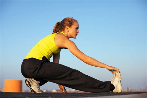 Hamstring Stretch: Benefits and How to Do It