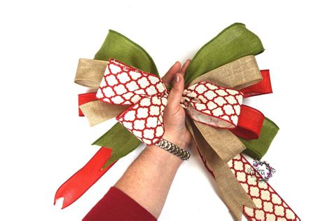 How to Make a Bow with Multiple Ribbons | Christmas bows, Diy wreath bow, Homemade bows