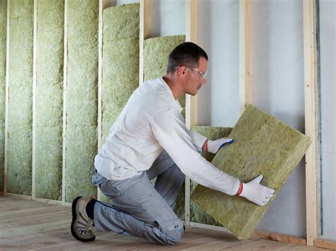 Insulating the Walls of Your Log Cabin