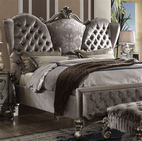 Versailles Bedroom 26820 in Antique Platinum by Acme