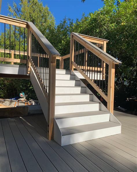 Deck stairs : r/Carpentry